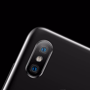 Wozinsky kameras rūdītā stikla īpaši izturīgs 9H aizsargstikls Xiaomi Redmi 7