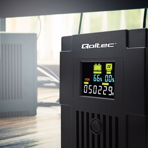 Qoltec 53770 nepārtrauktas barošanas avots (UPS) Line-Interactive 1.5 kVA 900 W 2 AC ligzdas