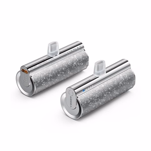 VEGER portatīvais lādētājs 5000 mAh ar iebūvētu savienotāju Lightning PD QC3.0 2,4A 12W PlugOn (W0573P) sudraba