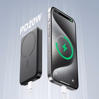 Mini magnētiskais portatīvais lādētājs Joyroom JR-W020 5000mAh USB-A USB-C 20W (melns) + USB-C / USB-C kabelis