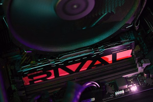 DDR4 16GB 3200MHz UDIMM goodram RIVAL сияющий красный