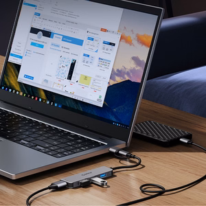 Orico YSB4-U2 USB-A/USB-C Hub dokstacija 2x USB-A 2.0 + 1x USB-A 3.0 + 1x USB-C 2.0 + 1x USB-C - pelēka