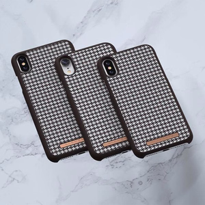Nordic Elements Saeson Idun Pattern 2 vāciņš ierīcei iPhone XR, tumši brūns