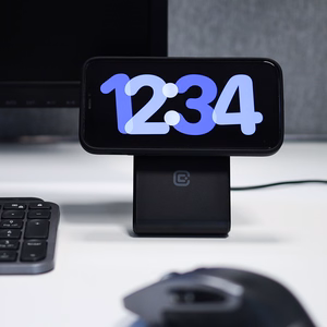 Crong MagSpot Pivot Stand 3 vienā bezvadu lādētājs iPhone, Apple Watch un AirPods ierīcēm, saderīgs ar MagSafe, melns