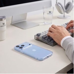 Tech-Protect FlexAir maciņš, paredzēts iPhone 17 Pro / 18 Pro, caurspīdīgs