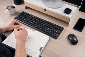 Savio KB-02 tastatūra mājas/birojs USB QWERTY melna