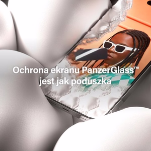 PanzerGlass Aizsargstikls ar ārkārtīgi plašu atbilstību un ar pozicionieri priekš iPhone 15 Plus