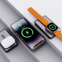 Dudao K29 10000mAh PD 20W Magnētiskā portatīvais lādētājs ar metāla apvalku, statīvu un iebūvētiem USB-C/Lightning kabeļiem - pelēka