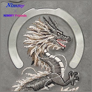 Nimmy Dragon Magnētiskais iPhone 16 apvalks - pelēks