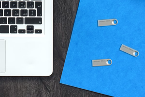 GOODRAM UNO3 USB zibatmiņa - 32GB USB 3.2 gen 1 sudrabaina