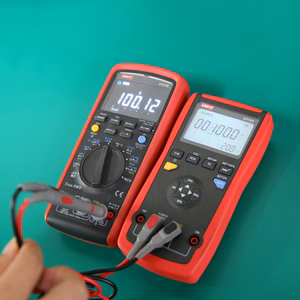 Temperatūras kalibrators Uni-T UT701