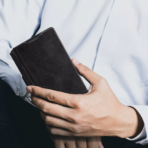 Nillkin Qin Pro viedtālruņa apvalks priekš Samsung Galaxy Z Fold 7 ar S Pen Space - melns