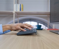 Logitech MK235 keyboard Mouse included USB QWERTY US International pelēks