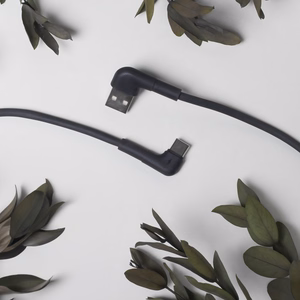 Maxlife MXUC-09 leņķa kabelis USB - USB-C 1,0 m 3A melns
