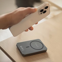 Forever bezvadu barošanas banka MATB-200 20W PD 5000 mAh magnētiska melna