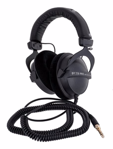 Beyerdynamic DT 770 PRO 250 Ohm Limited Edition slēgtās studijas austiņas, melnas
