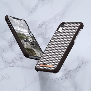 Nordic Elements Saeson Idun Pattern 2 vāciņš ierīcei iPhone XR, tumši brūns