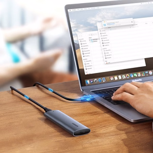 Ugreen M.2 SSD korpuss USB 3.2 Gen 2 (SuperSpeed USB 10 Gbps) + USB Type-C kabelis 0,5m pelēks (CM400 10902)