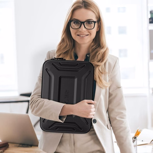 Tech-Protect Kevlar Pro portatīvā datora apvalks 13–14" - melns