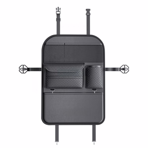 Auto organizators priekšējiem sēdekļiem ar nodalījumiem D03, melns