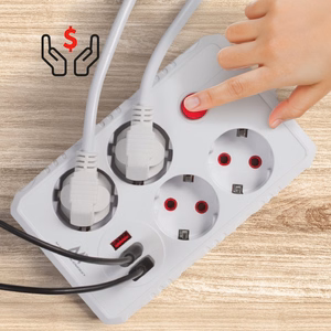 Maclean MCE393 W – power strip, 4 sockets + 3×USB, 110–240 V AC, 50/60 Hz, 2.1 A, up to 2500 W, 3 m, white
