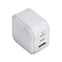 Uniq Verge Pro 66W GaN USB-C sienas lādētājs - balts