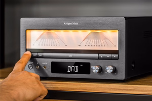 Kruger&Matz KM1995-A A klases Hi-Fi pastiprinātājs (CD, USB, Bluetooth, DAB+ digitālais radio, FM)