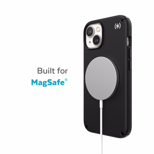 Speck Presidio2 Pro MagSafe vāciņš ierīcei iPhone 15 Plus / 14 Plus, ar Microban pretmikrobu aizsardzību, “Black / Black / White” krāsu kombinācija