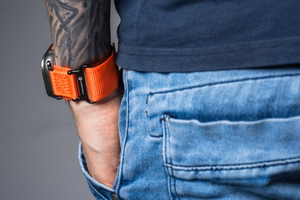 FORCELL F-DESIGN FA05 neilona siksniņa APPLE pulkstenim 38 / 40 / 41 mm oranža