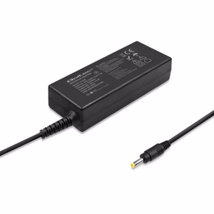 Qoltec 51038 barošanas adapteris iekštelpu 65 W melns