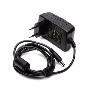 SAVIO AK-39 USB 3.0 – SATA III adapteris 3,5″/2,5″ diskdziņiem ar barošanas bloku, melns