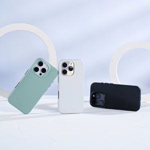 Benks Magnetic Vita Pro Silicone Case for Iphone 16 black