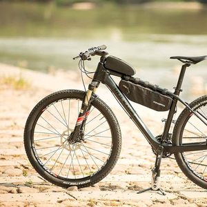 Rockbros AS-019-1 ūdensnecaurlaidīga velosipēda rāmja soma, 1.6 l - melna