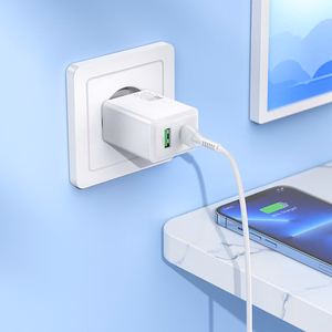 Lādētājs Hoco N71 30W GaN USB-C/USB-A + USB-C uz Lightning kabelis 1.0m, balts