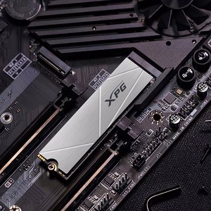 XPG GAMMIX S60 2 TB M.2 PCI Express 4.0 NVMe 3D NAND