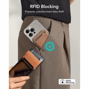 ESR Classic ar RFID aizsardzību MagSafe magnētiskais karšu maciņš tālrunim ar statīvu – brūns