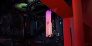Kingston Technology FURY Beast 32GB 3600MT/s DDR4 CL18 DIMM (komplekts no 2) RGB