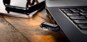 SanDisk Ultra Dual Drive Go USB zibatmiņas disks 512 GB USB Type-A / USB Type-C 3.2 Gen 1 melns