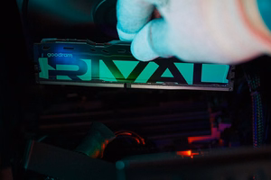 DDR4 32GB 3200MHz UDIMM goodram RIVAL сияющий зеленый