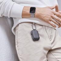 Uniq Valencia AirPods Pro apvalks melns/pusnakts melns antimikrobiāls