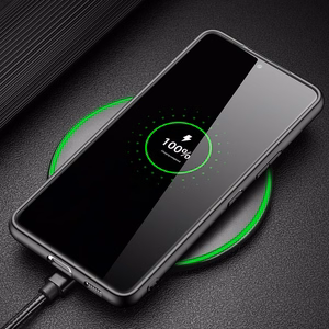 Dux Ducis Fino vāciņš ir izgatavots no neilona materiāla Samsung Galaxy S22 + (S22 Plus) zils