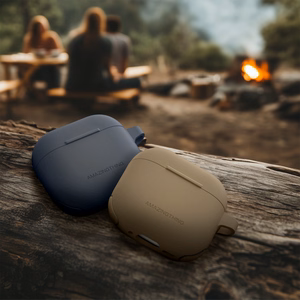AmazingThing Omni korpuss ausu austiņām AirPods 4 – tumši zilais