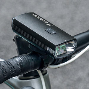 Wozinsky priekšējais velosipēda lukturis ar USB-C kabeli, 3000 lm – melns