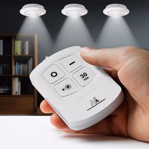 Maclean MCE165 – ar tālvadības pulti vadāms LED lampu komplekts, 6 gab., AAA baterijas
