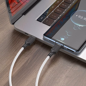 Kabelis USB-C uz USB-C Hoco 3A 60W 1 m X90 balts