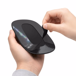 Spigen LD220 peles maciņš, melns