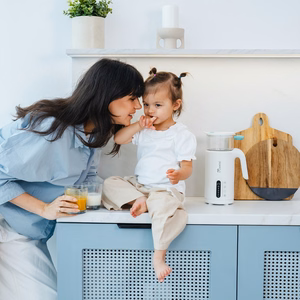 Momini TinyCook 6 vienā tvaika blenderis ar piena pagatavošanas funkciju