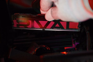 DDR4 8GB 3200MHz UDIMM goodram RIVAL сияющий зеленый