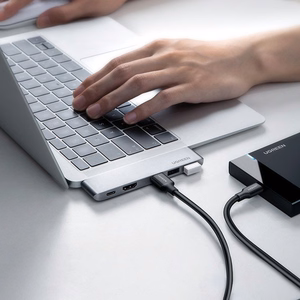Ugreen HUB 60559 2x USB-C / USB-C PD (Thunderbolt 3, 100W, 4K 60 Hz, 10 Gbps) / HDMI 4K 30 Hz / 3x USB 3.0 MacBook Pro / Air - pelēks