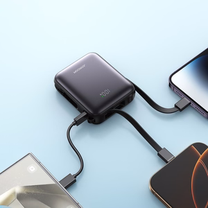 Joyroom JR-PBF27 10000mAh 22.5W внешний аккумулятор со встроенными кабелями USB-C и Lightning - Чёрный